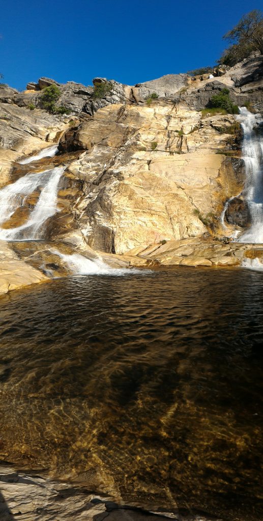 Cachoeira Barroco VI - Cavalcante  GO - Chapada dos Veadeiros